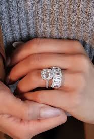 White gold anniversary rings for her. 30 Uncommonly Beautiful Diamond Wedding Rings Oh So Perfect Proposal