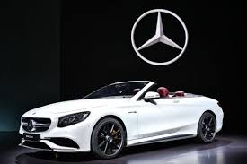 The Mercedes Amg S 63 Cabriolet At The La Auto Show Mercedes Benz Convertible Mercedes Convertible Luxury Cars Mercedes