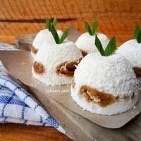 Putu bambu is an indonesian steamed rice cake originating from the tamil puttu. 7 Putu Bambu Ideas Kuih Lapis Resipi Makanan Pencuci Mulut Asia