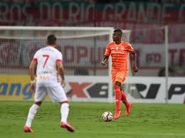 Destaques positivos e negativos do inter. Inter Goleiro Falha Zagueiro Faz Contra E Time Perde Para O Sao Luiz