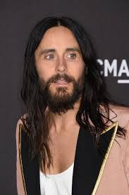 Voir plus d'idées sur le thème coiffure homme, coiffure, coiffeurs pour homme. Hommes Aux Cheveux Longs Et Si Le Deconfinement Avait Re Lance Une Tendance Madame Figaro