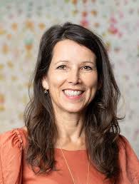 Lisa Feiler's Instagram, Twitter & Facebook