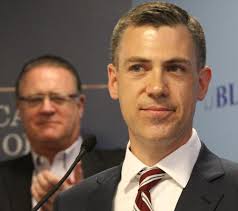 Delph, shutdown reshape INSen race