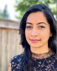 Farah Fatima's Instagram, Twitter & Facebook