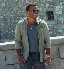 ما حقيقة ارتباط عمرو دياب بقصة حب جديدة؟ ما حقيقة ارتباط سمية الخشاب بعمر كمال؟ شاهد: Amr Diab On Twitter