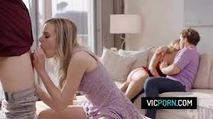 Best friends swap their wives - XNXX.COM