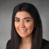 Karen Lara's Instagram, Twitter & Facebook