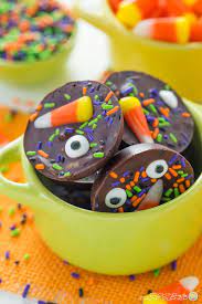 Halloween Candy Bites Recipe Halloween Finger Foods Halloween Baking Recipes Halloween Baking
