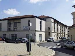 Lycée Martin Luther King à Bussy-Saint-Georges (77600) - 10 résidences