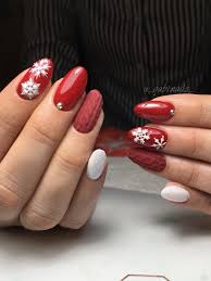 Red Christmas Nails Christmas Nails Round Shaped Nails Red Christmas Nails