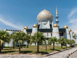 Jadual waktu solat kota kinabalu waktu solat adalah peruntukan tempoh atau selang masa tertentu bagi masyarakat muslim menjalani syariat solat sama ada fardhu ataupun sunat. Sabah Benar Solat Jumaat Fardu Berjemaah Di Masjid
