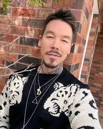 Alright, last time we talked about Hopes Die Last. Today I'd like to bring  attention to another underrated and underappreciated band that changed the  way I looked at music, my favorite one-and-done,