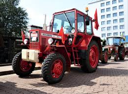 Early soviet tractor production was concentrated at the stalingrad factory (stz). Belarus Mts Fotos Fahrzeugbilder De