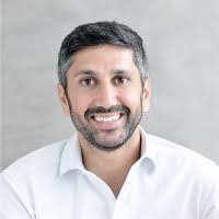 Edward Palma's Instagram, Twitter & Facebook