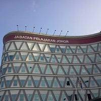 Pengerusi jawatankuasa hal ehwal agama islam johor tosrin jarvanthi. Jabatan Pelajaran Negeri Johor Gedung Pemerintah Di Johor Bahru
