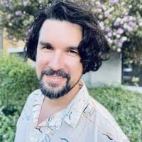 Derrick Reyes's Instagram, Twitter & Facebook