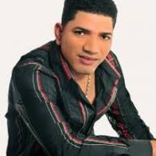 Stream Junior Grullon 1 music