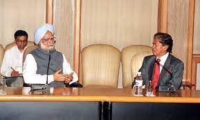 Ketika itu, nora yang merupakan anak terengganu sedang hamil dua bulan. File The Prime Minister Dr Manmohan Singh With The Speaker House Of Representatives Of Malaysia Mr Tan Sri Dato Seri Diraja Ramli Bin Ngah Talib Who Led A Parliamentary Delegation In New Delhi