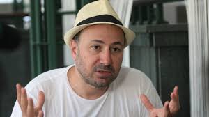 Изненада! Вижте къде заживя Даниел Ангелов след сватбата