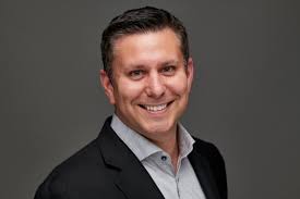 Dynamic Women & The Men Who Support Them