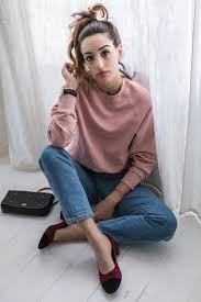 Kenza sadoun el glaoui (auteur). La Revue De Kenza Kenza Sadoun El Glaoui How To Wear Pink La Revue De Kenza Idees De Mode Kenza Sadoun El Glaoui