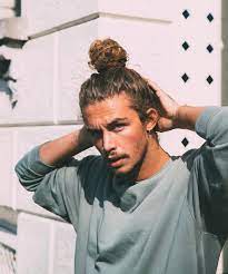 17 6 Mil Curtidas 118 Comentarios Giaro Giarratana Giarogiarratana No Instagram Hair Man Bun Hairstyles Hair Styles Long Hair Styles