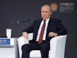 Here is a proof of his height: Vladimir Putin Latest News Videos Photos About Vladimir Putin The Economic Times Page 1