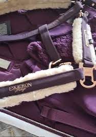 Deep Berry Eskadron Heritage Eskadron Pferdeliebe