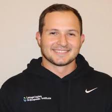 Ian Ellis (@ianxellis)