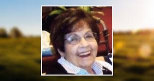 Shirley Kemper's Instagram, Twitter & Facebook