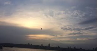 Belki Ustumuzden Bir Kus Gecer Gun Dogarken Ya Da Gunes Batarken Istanbul Gokyuzu Gokyuzu Yaya Gunes