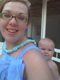 Introduction to a book lover and gamer in a reading community