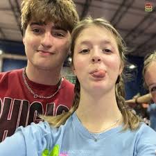 Hi I'm Olivia Cacciatore Claus, and I'm a transfer student from Arlington  Heights il. I love to go hiking , craft, sing, going to get Starbucks with  my friends. I also love