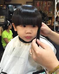 If you want the audience to quickly place the timeframe that a work takes place in, the easiest way is … 25 Cute Comfortable Hair Cutting Styles For Indian Baby Child Insider