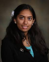 Oswego East Announces Valedictorian and Salutatorian