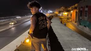 We took our goodolfriend Ciao Alves for a little R&R along picturesque  beachfront of Cartagena, where Ciao had a great time and fun showing off  his nice muscular body and flexing his