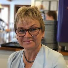 Vicki Welsh (@vwvickstar)