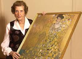 Woman in gold is a 2015 biographical drama film directed by simon curtis and written by alexi kaye campbell.the film stars helen mirren, ryan reynolds, daniel brühl, katie holmes, tatiana maslany, max irons, charles dance, elizabeth mcgovern, and jonathan pryce. Attorney Who Recovered Klimt S Famous Golden Lady Painting To Speak May 6