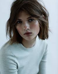 En fonction de la longueur et de la couleur des cheveux, la coupe carré se transforme à l'infini. Tout Savoir Sur La Coupe Au Carre The Reporthair
