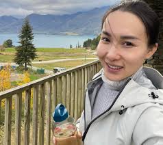 Hi. Shan here. I am coming to Mahé from UAE. I am a solo traveler, looking  for cheap room stay for tomorrow night 26th, September. Also I would like  to meet new