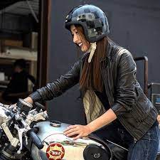 whole checkers 500tx helmet black gray checker caferacergirl motogirl バイク女子 ハーレー女子 カフェレーサー cafe racer girl female motorcycle riders motorbike girl