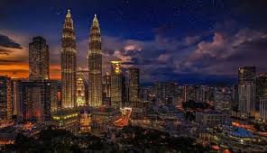 Drom dining at lavish restaurants to eating with the locals at the street stalls, almost all of malaysia's culinary specialities. The Ultimate Guide To Kuala Lumpur Nightlife Welcome Pickups