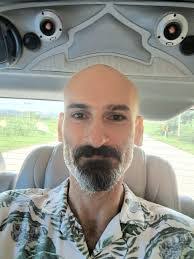 Nanette Ray's Instagram, Twitter & Facebook