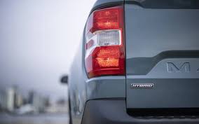 That's why the 2022 ford maverick comes standard with a 2.5l full hybrid engine and offers an available 2.0l ecoboost® engine. Jjvcibwnmavjmm