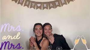 Fue de esta forma que se supo que la destacada arquera nacional, christiane endler, contrajo matrimonio recientemente en francia, junto a su anteriormente novia y actual esposa, sofía orozco. Zwsgweiawgr2om