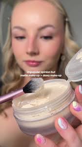 Those who have oily skin will get me 🪩🙊 • @ONE SIZE BEAUTY ultimate  setting powder @realtechniques brush 402 setting brush @Douglas Cosmetics  #makeup #viralmakeup #makeuphacks #makeuptips #makeupideas ...