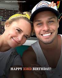 Sheryl Scherer's Instagram, Twitter & Facebook