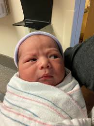 I had pretty much convinced myself I was a #girldad but yesterday we were  blessed with a healthy baby boy! I was content being like @G_Horton8  @kobebryant and Benji Medure @HBHS_basebll. But