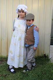 Bunny Buddy S Colonial Ish Costumes Megan Nielsen Patterns Blog Diy Girls Costumes Diy Costumes For Boys Pioneer Costume
