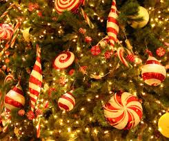 Replace the black with green and red. What Christmas Theme To Choose For Your Home Or Office Party Stress Free Christmas And All Holidays